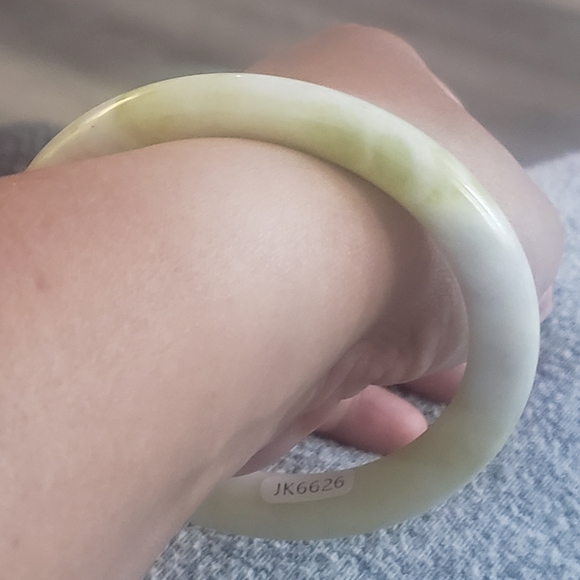 Jade bracelet - Picture 5 of 8